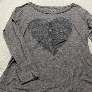Long sleeve with glittered heart detail